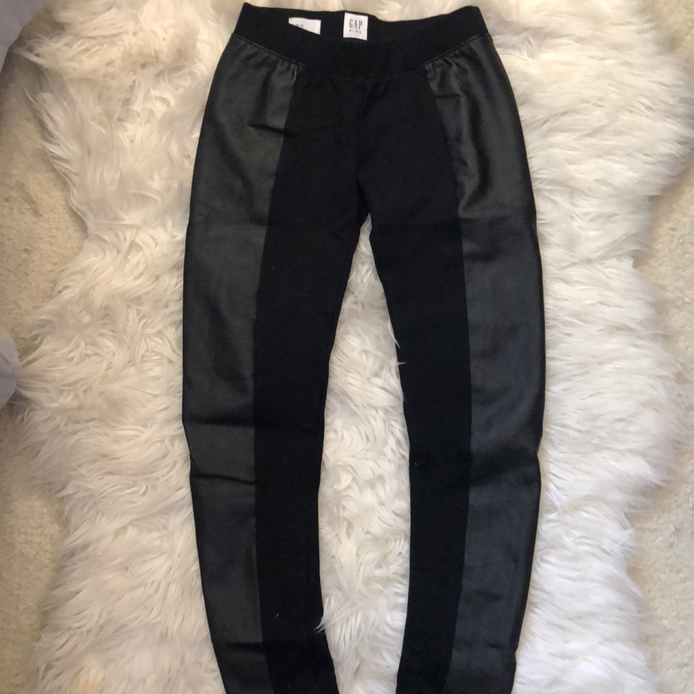 NWOT- Gap Cotton Pleather Pants/ Leggings